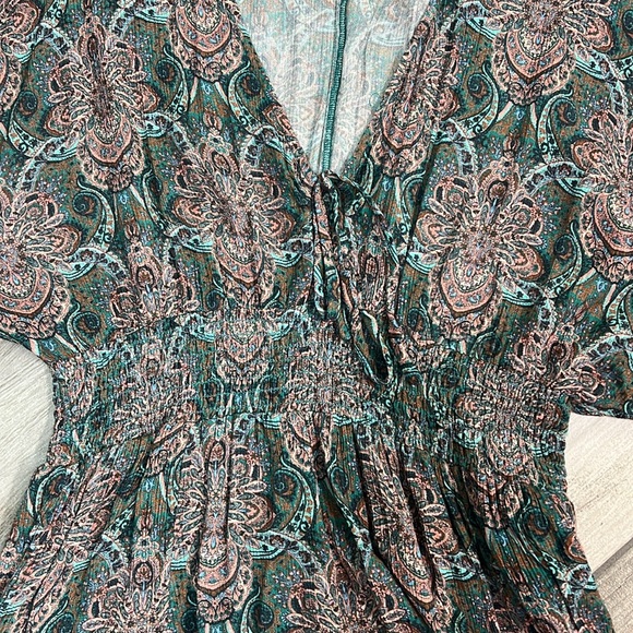 O’Neill Paisley and Floral Dress Size Medium - Picture 6 of 9